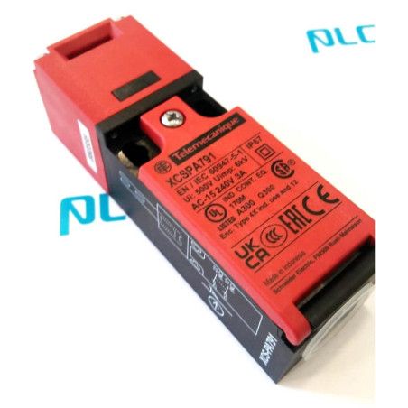 XCSPA791 Interruptor de posición de seguridad por pestillo NC+NC