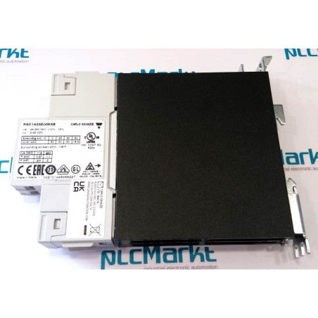 RGC1A23D30KKE SSR Relé estático a carril DIN con disipador 30A DC/AC